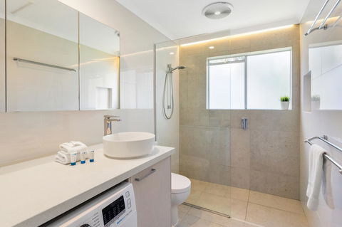 Noosa Place Resort - Foster Accommodation 1