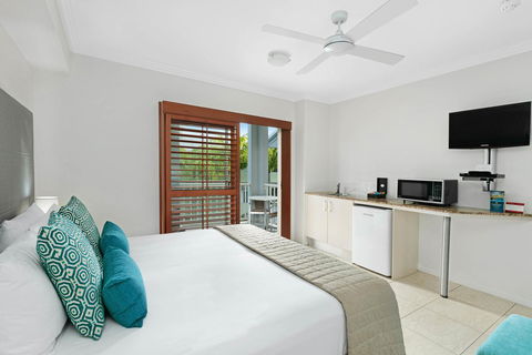 Mantra Aqueous On Port - Foster Accommodation 21