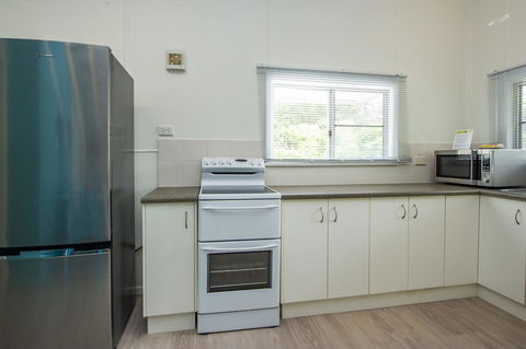 Kooyong Apartment 8 - Foster Accommodation 7