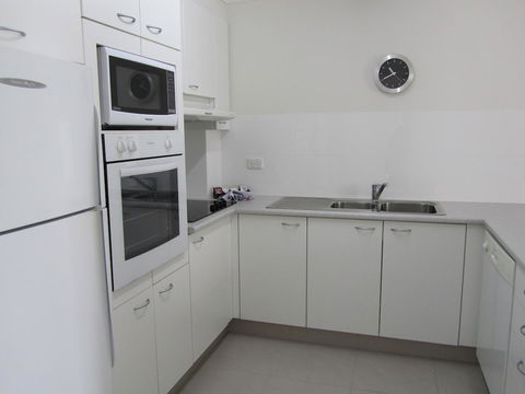Le Beach Apartments - Foster Accommodation 13