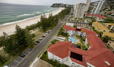 Le Beach Apartments - Foster Accommodation 3