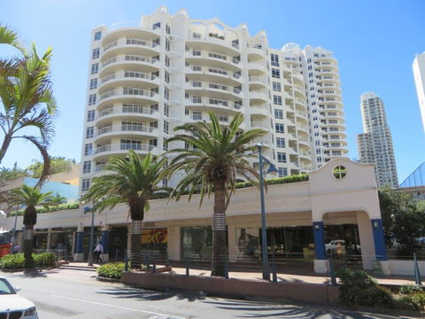 APR Private SUITES MOROC By The Beach - Foster Accommodation 9