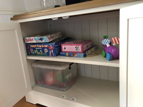 Frangipani House - Foster Accommodation 22