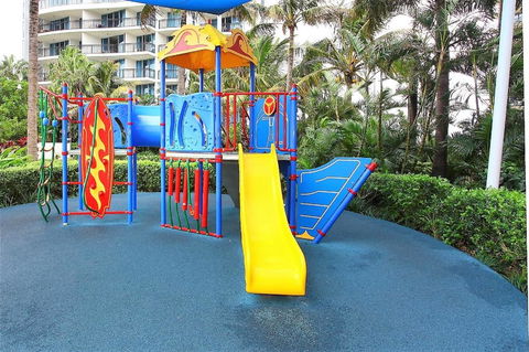 The Towers Of Chevron Renaissance - Holidays Gold Coast - Foster Accommodation 11