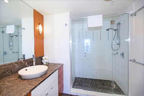 The Towers Of Chevron Renaissance - Holidays Gold Coast - Foster Accommodation 38