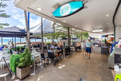 Sunset Retreat Mooloolaba - Foster Accommodation 42