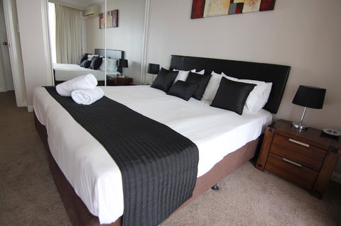 The Phoenician Resort - Foster Accommodation 14