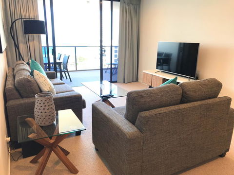 Qube Broadbeach Ocean View Apartments - Foster Accommodation 19