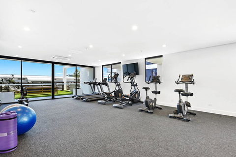 Qube Broadbeach Ocean View Apartments - Foster Accommodation 35