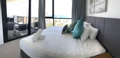 Qube Broadbeach Ocean View Apartments - Foster Accommodation 22