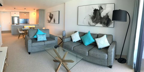 Qube Broadbeach Ocean View Apartments - Foster Accommodation 29