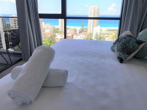 Qube Broadbeach Ocean View Apartments - Foster Accommodation 20