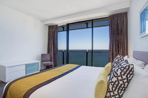 Mantra Circle On Cavill - Foster Accommodation 15