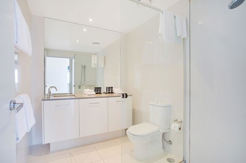 Mantra Circle On Cavill - Foster Accommodation 4
