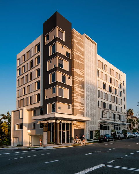 Woodroffe Hotel - Foster Accommodation 0