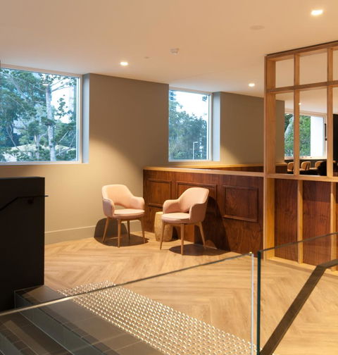 Woodroffe Hotel - Foster Accommodation 24