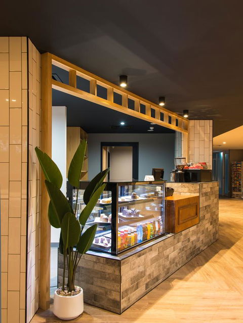 Woodroffe Hotel - Foster Accommodation 21