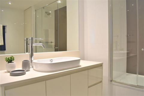 Gold Coast Private Apartments - H Residences, Surfers Paradise - Foster Accommodation 13