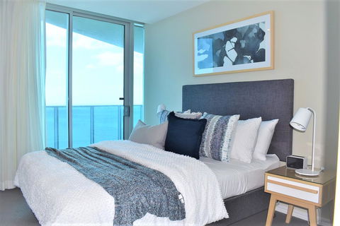 Gold Coast Private Apartments - H Residences, Surfers Paradise - Foster Accommodation 5
