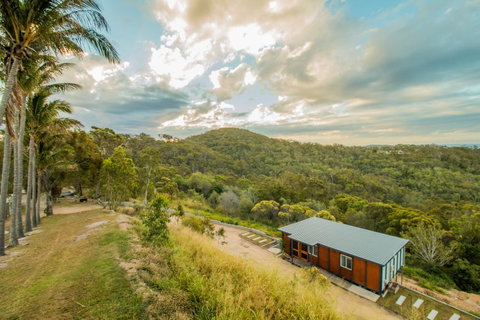 The Summit 1770 - Foster Accommodation 2