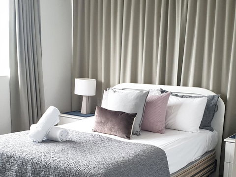 Oceania On Burleigh Beach - Foster Accommodation 7
