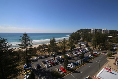 Oceania On Burleigh Beach - Foster Accommodation 43