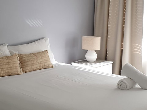 Oceania On Burleigh Beach - Foster Accommodation 8