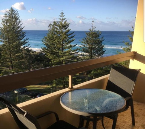 Oceania On Burleigh Beach - Foster Accommodation 4