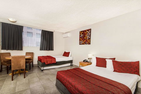 The Robert Towns - Foster Accommodation 21