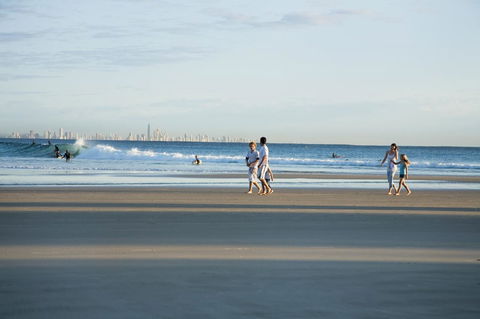 Kirra Beach Apartments - Foster Accommodation 11