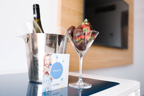 Novotel Surfers Paradise - Foster Accommodation 34