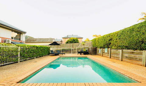 Ambassador On Ruthven - Foster Accommodation 7