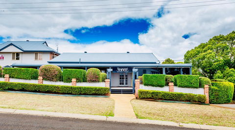 Ambassador On Ruthven - Foster Accommodation 33