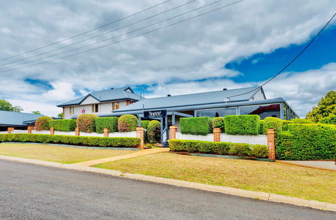 Ambassador On Ruthven - Foster Accommodation 6
