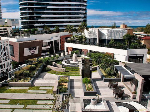 Luxury 3 Bedroom In Heart Of Broadbeach - Foster Accommodation 7