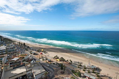 Surfers International Apartments - Foster Accommodation 37