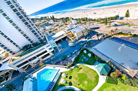 Surfers International Apartments - Foster Accommodation 41