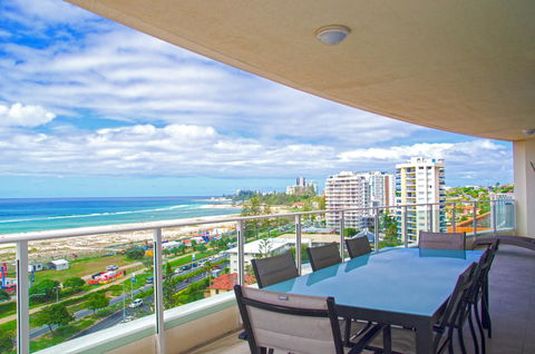 Kirra Surf Apartments - Foster Accommodation 26