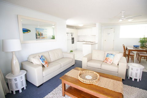 San Marino By The Sea Apartments - Foster Accommodation 6