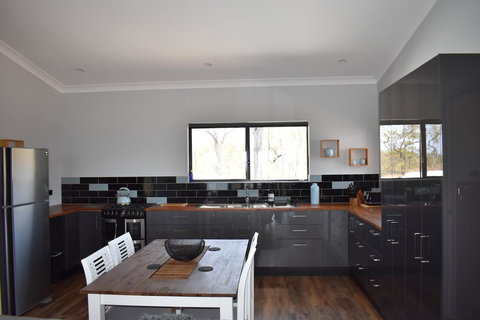 Ironbark House - Foster Accommodation 43