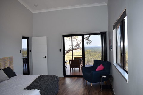 Ironbark House - Foster Accommodation 42