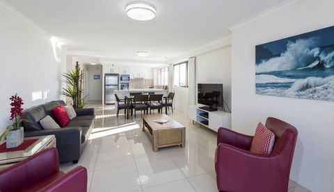 South Pacific Plaza - Official - Foster Accommodation 3