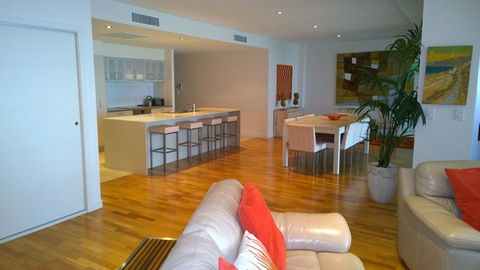 Coral Cove Apartments - Foster Accommodation 29