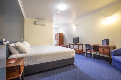 Nightcap At Atherton Hotel - Foster Accommodation 11