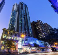 Oaks Charlotte Towers - Foster Accommodation