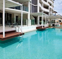 Waters Edge Apartment Cairns - Foster Accommodation