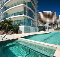 Reflection on the Sea - Foster Accommodation