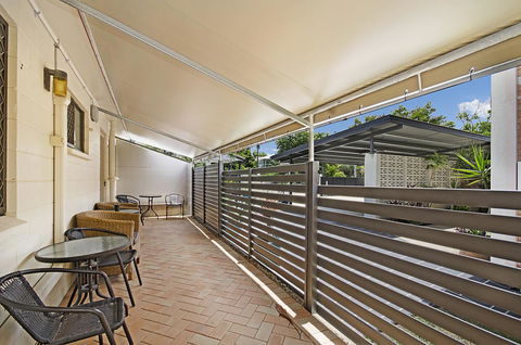 Townsville Holiday Apartments - Foster Accommodation 11