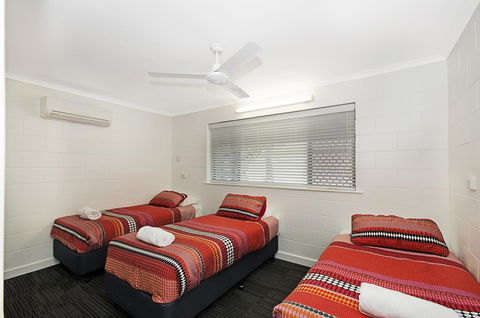 Townsville Holiday Apartments - Foster Accommodation 15