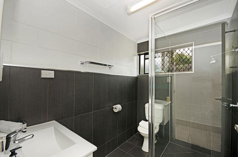Townsville Holiday Apartments - Foster Accommodation 18